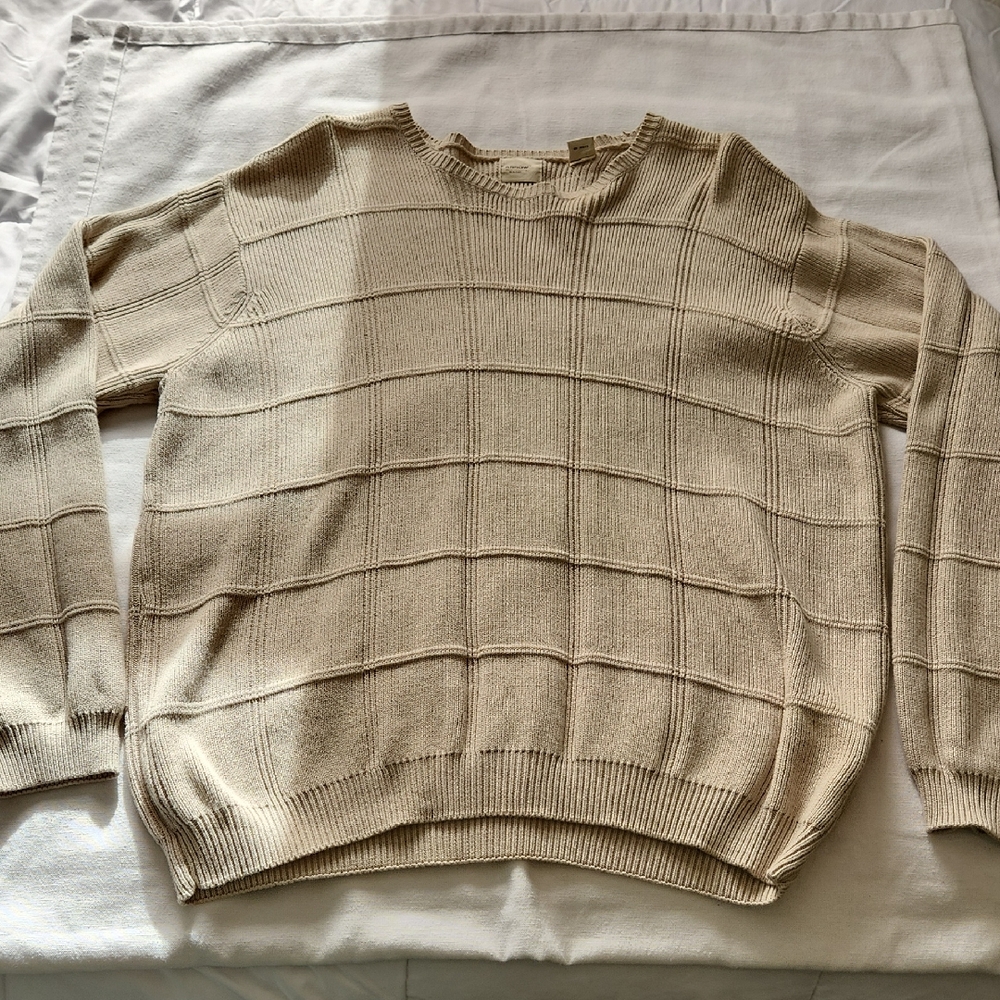 Arrow Men's Cream Crewneck Sweater